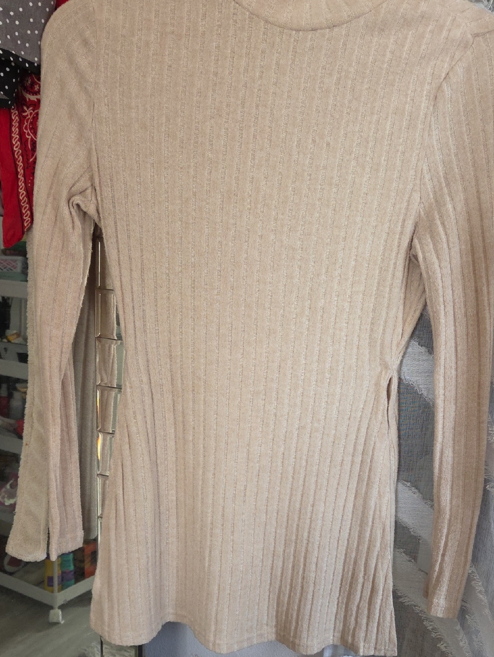 Ribbed Long Sleeve Knit Top in Beige